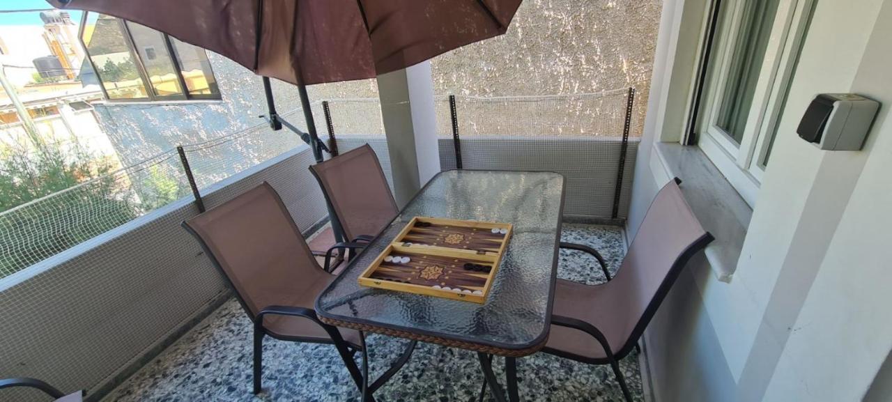 Μοντέρνα Εξοχική Κατοικία Στην Κωμη Komi  Exteriör bild
