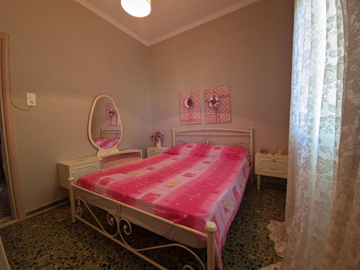 Μοντέρνα Εξοχική Κατοικία Στην Κωμη Komi  Exteriör bild